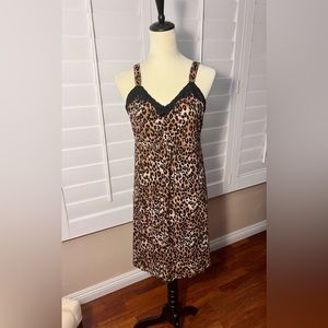 Soma leopard nightgown size large